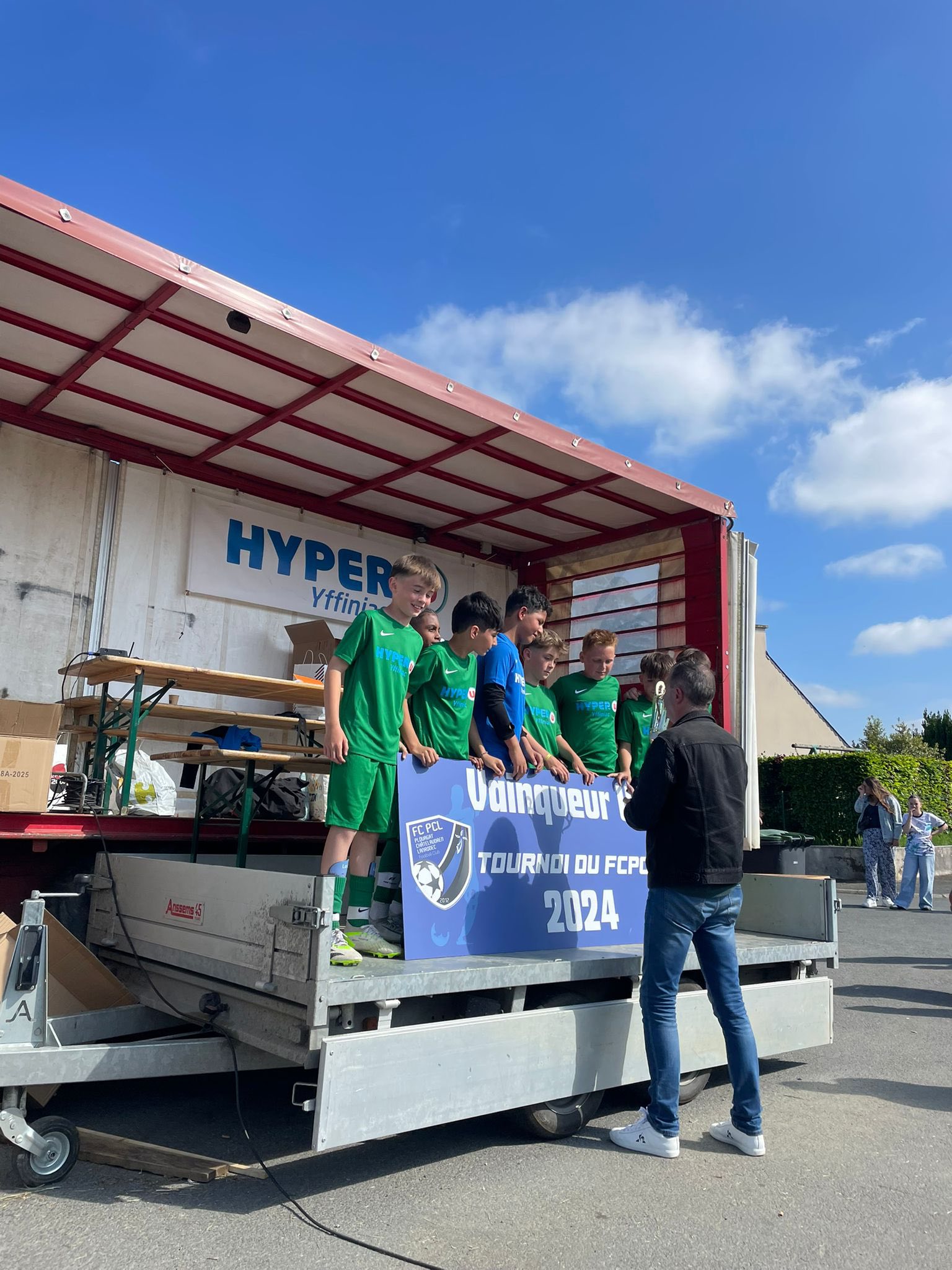 2025-05-17-U11-vainqueurs-de-la-finales-a-Plouagat-1 2024-2025