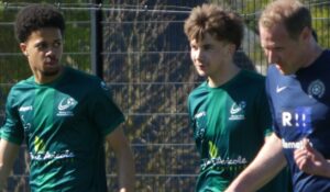 P1010532-300x175 SENIORS | D1 : retour en images - lundi 06 avril